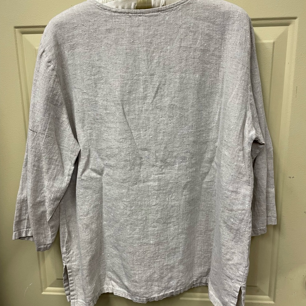 Match Point 100% Linen Top - Picture 6 of 10